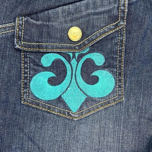 Dereon Beyonce Jean Shorts Women ½ Blue Embroidered Denim Medium Wash Mid Rise - Picture 6 of 12